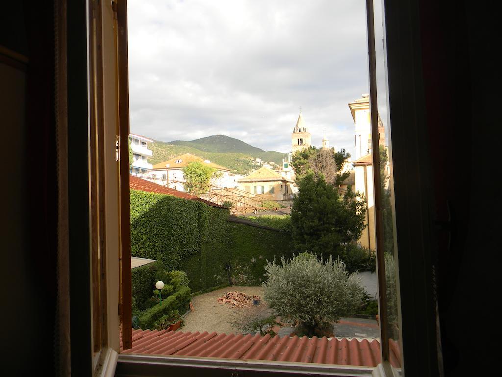 Vecchie Mura Varazze Exterior foto